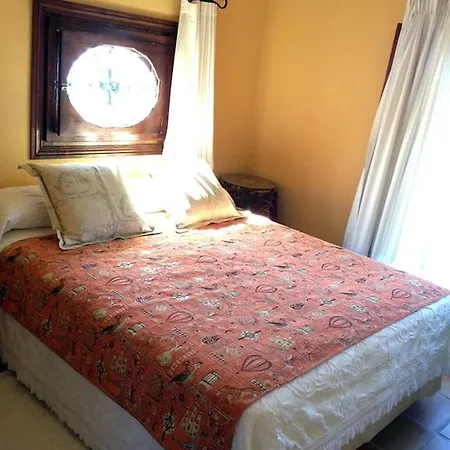 Holiday home Casa Con Encanto Y Piscina A 7km De *